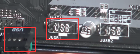 0接口,接头标有"usb"接向"jusb1"或者"jusb2,想接哪个接哪个,这个不