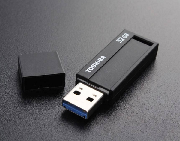 U盘中名为player的TXT文档无法删除怎么办？