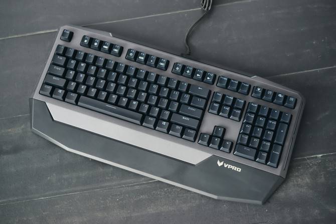 surface pro 4键盘失灵没反应怎么办