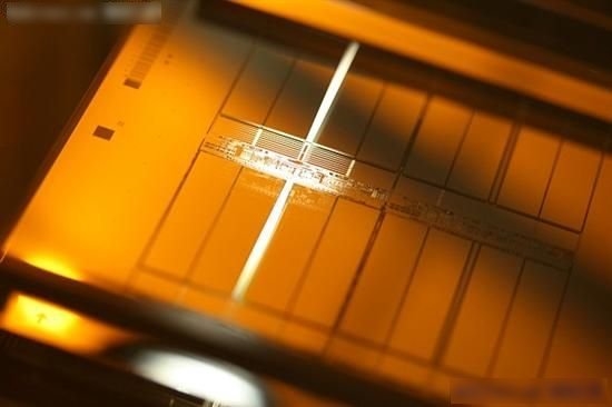 外媒拍摄Intel CPU工厂内部:生化危机即视感