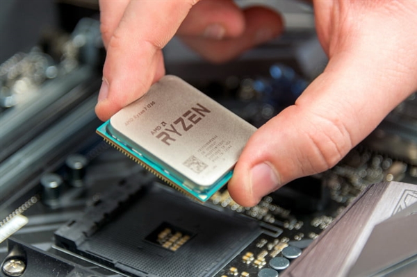 AMD清库存出奇招！Intel/NVIDIA望尘莫及