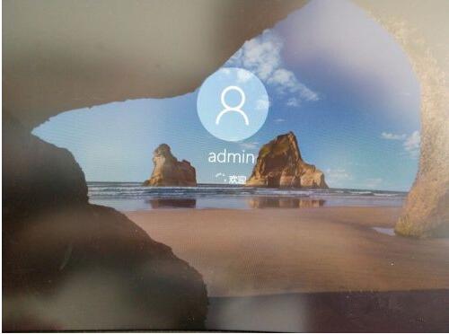 win10登录界面死循环怎么办？