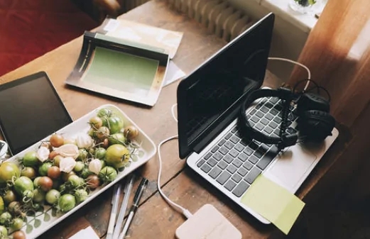 系统启动盘可以放其他东西吗？